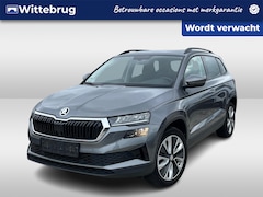 Skoda Karoq - 1.5 TSI ACT Style / Pano / Trekhaak / Virtual Cockpit / Carplay / Verwarmbare stoelen vóór