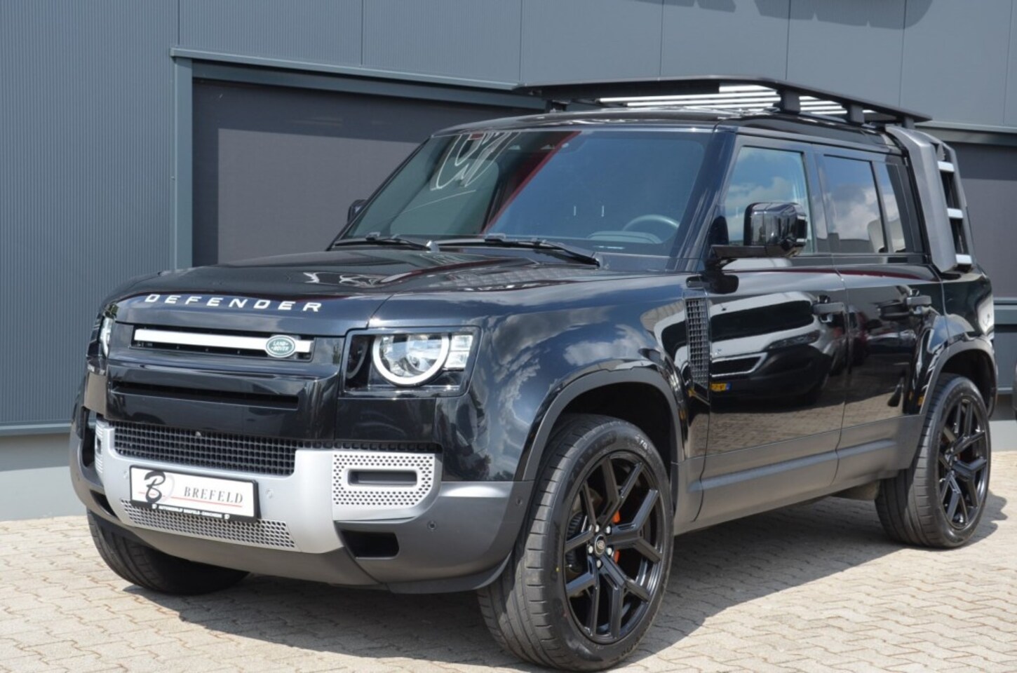 Land Rover Defender 110 - 3.0 D250 110 MHEF  ***BPM VRIJ*** 6CYL - AutoWereld.nl
