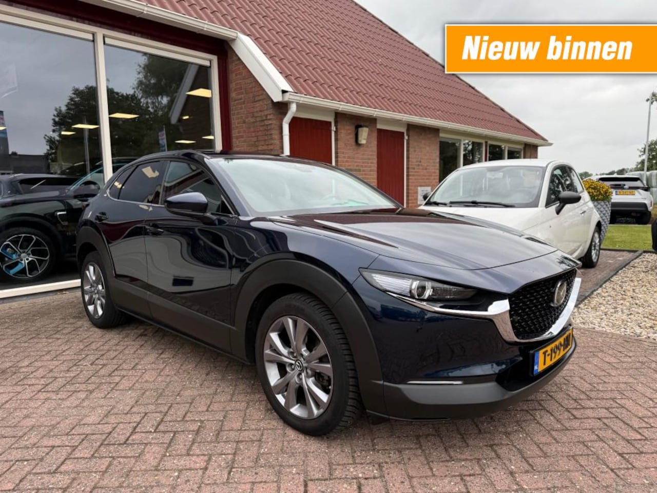 Mazda CX-30 - 2.0 ESA-X LUXURY AUTOMAAT! Leder/HUD/ACC/Trekhaak/Stoel- en stuurverwarming - AutoWereld.nl