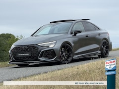 Audi RS3 - 2.5 TFSI 400PK Quattro / Pano / Head-up / Bang&Olfsen / Memory / Schaalstoelen / Full Maxt
