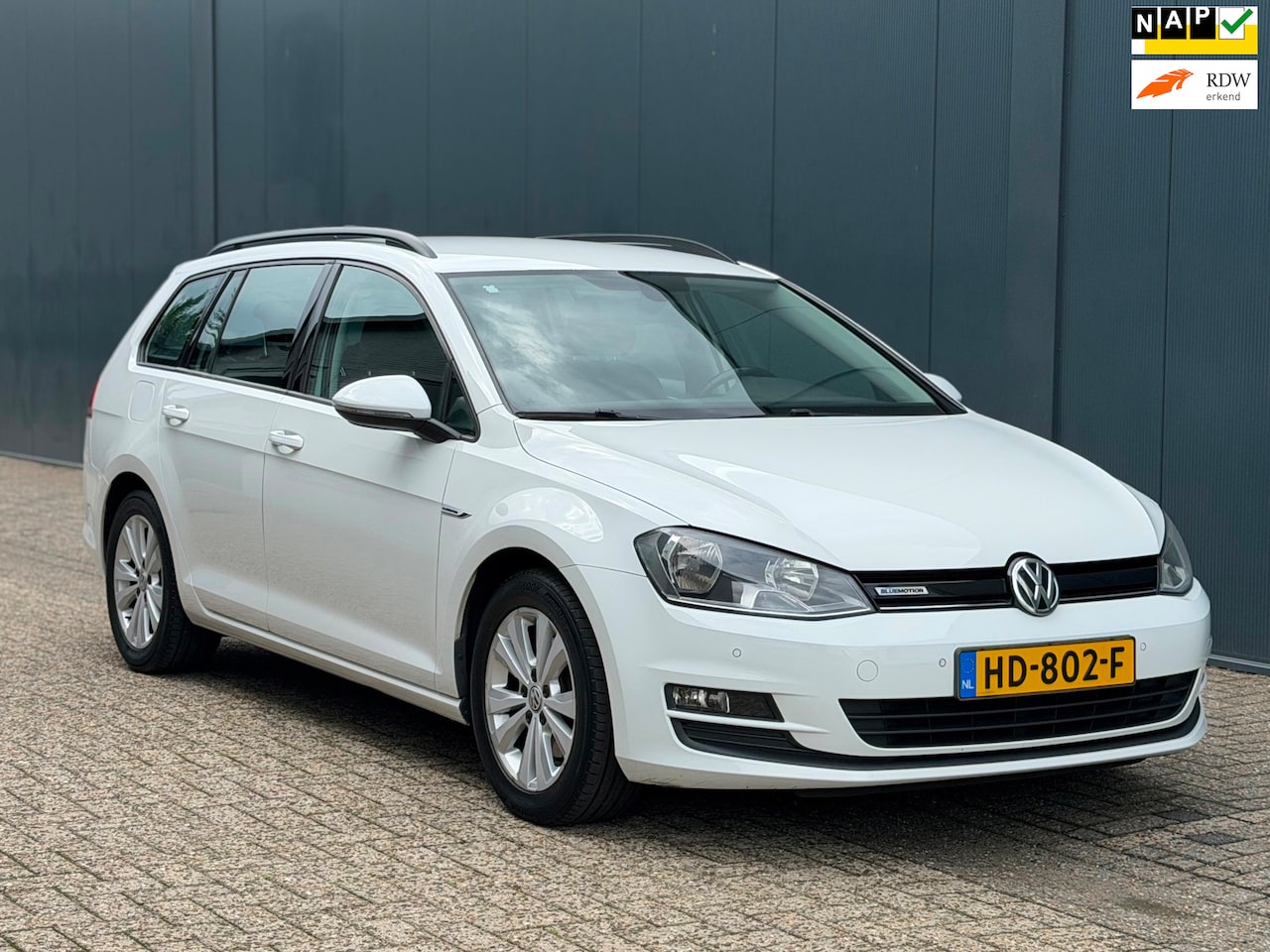 Volkswagen Golf Variant - 1.0 TSI Navi | PDC | Trekhaak | Distributie VV - AutoWereld.nl