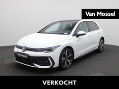 Volkswagen Golf - 1.5 eHybrid GTE 272 PK| Panoramadak | Head-Updisplay | 360 Camera | 18 Inch Velgen | Navig