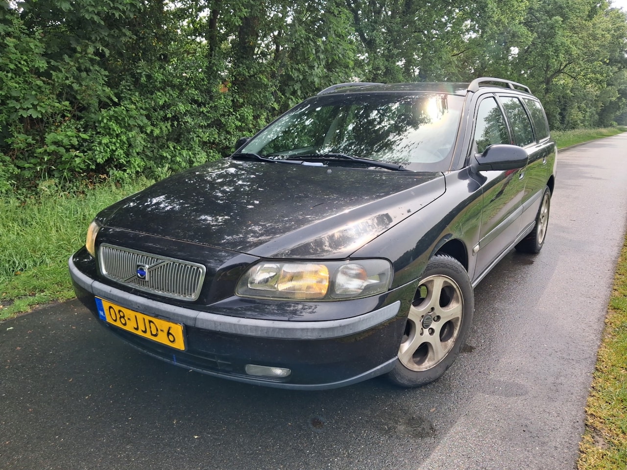 Volvo V70 - 2.4 Comfort Line 2.4 Comfort Line - AutoWereld.nl