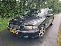 Volvo V70 - 2.4 Comfort Line