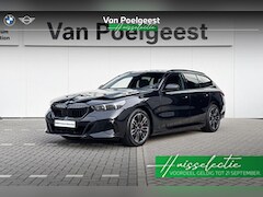 BMW 5-serie Touring - 530e | Innovation Pack | M Sport | Driving Assistant Plus | Panoramadak | Huisselectie