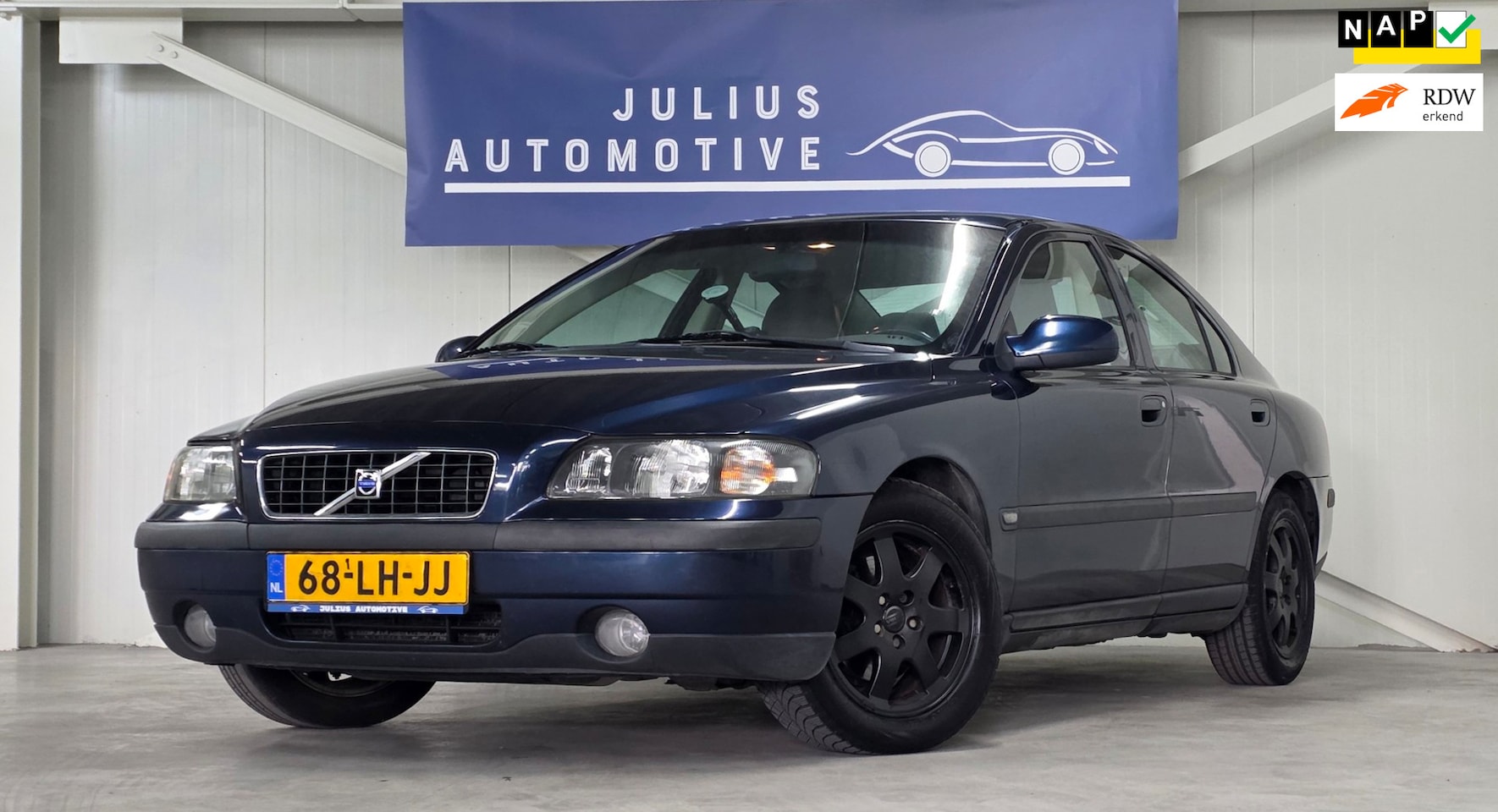 Volvo S60 - 2.4 Edition Clima Trekhaak Nieuwe APK Garantie! - AutoWereld.nl