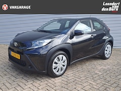 Toyota Aygo X - 1.0 VVT-i MT Play | Apple Carplay/Android Auto | Airco | Camera | Cruise