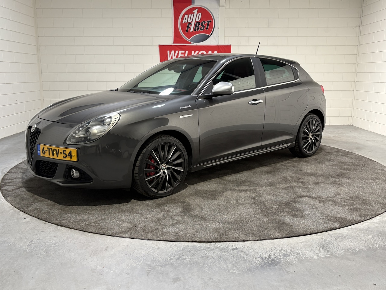 Alfa Romeo Giulietta - 1.4 T Exclusive 1.4 T Exclusive, Bose, Clima, Cruise, Leder, Navi, 18 inch, Blue tooth, Parkeersensoren, P - AutoWereld.nl