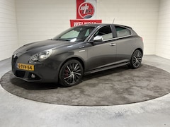 Alfa Romeo Giulietta - 1.4 T Exclusive, Bose, Clima, Cruise, Leder, Navi, 18 inch, Blue tooth, Parkeersensoren, P