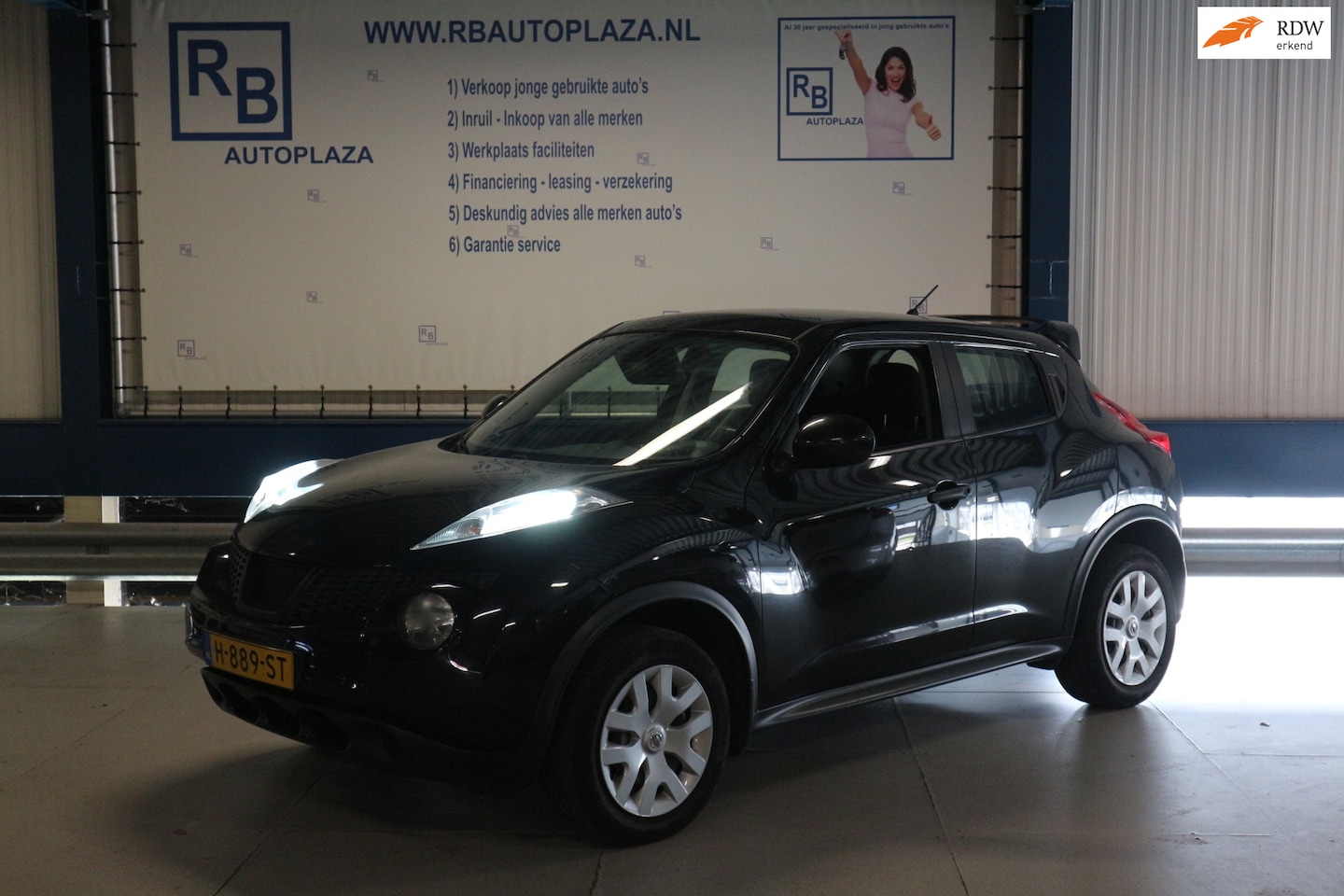 Nissan Juke - 1.6 Visia / BLACK PACK / LEES TEKST ! ! ! - AutoWereld.nl