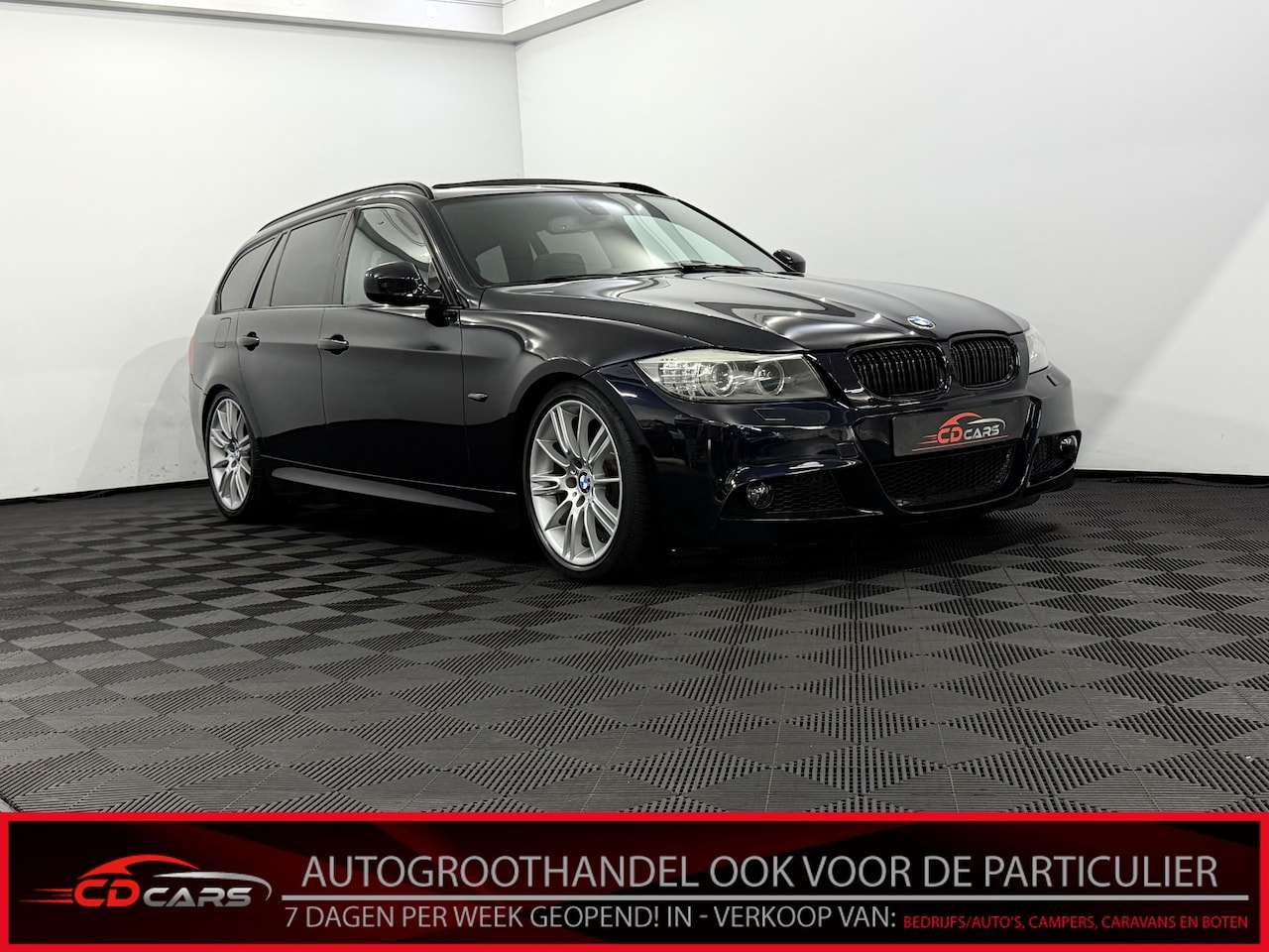 BMW 3-serie Touring - 318i Corporate Lease M Sport Edition Schuifdak, Clima, Parkeersensoren, Navi, Harman/Kardo - AutoWereld.nl
