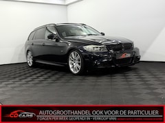 BMW 3-serie Touring - 318i Corporate Lease M Sport Edition Schuifdak, Clima, Parkeersensoren, Navi, Harman/Kardo