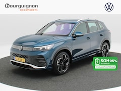Volkswagen Tiguan - 1.5 eHybrid 272 Pk Automaat R-Line | Trekhaak | Head-up | 360° Camera | Stoel/Stuur Verwar