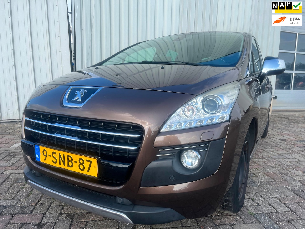 Peugeot 3008 - 2.0 HDiF HYbrid4 Blue Lease - Start niet - Motor defect - Koppakking defect - Schade - AutoWereld.nl