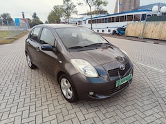 Toyota Yaris - 1.3 VVTi Idols