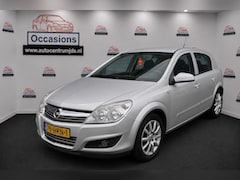 Opel Astra - 1.6 Temptation