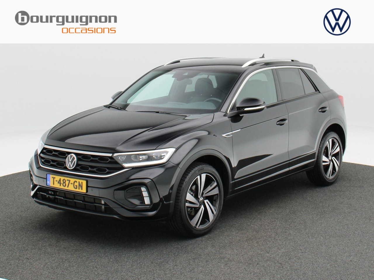 Volkswagen T-Roc - 1.5 TSi R-Line Business+ 150 Pk Automaat | Stoel/Stuur verwarming | Adaptive Cruise | Navi - AutoWereld.nl