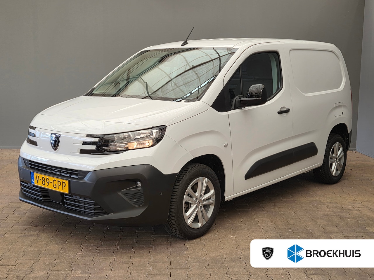 Peugeot Partner - 1.5 BlueHDi 130 EAT8 S&S L1 | Achteruitrijcamera | Airco | Audio-navigatiesysteem - AutoWereld.nl