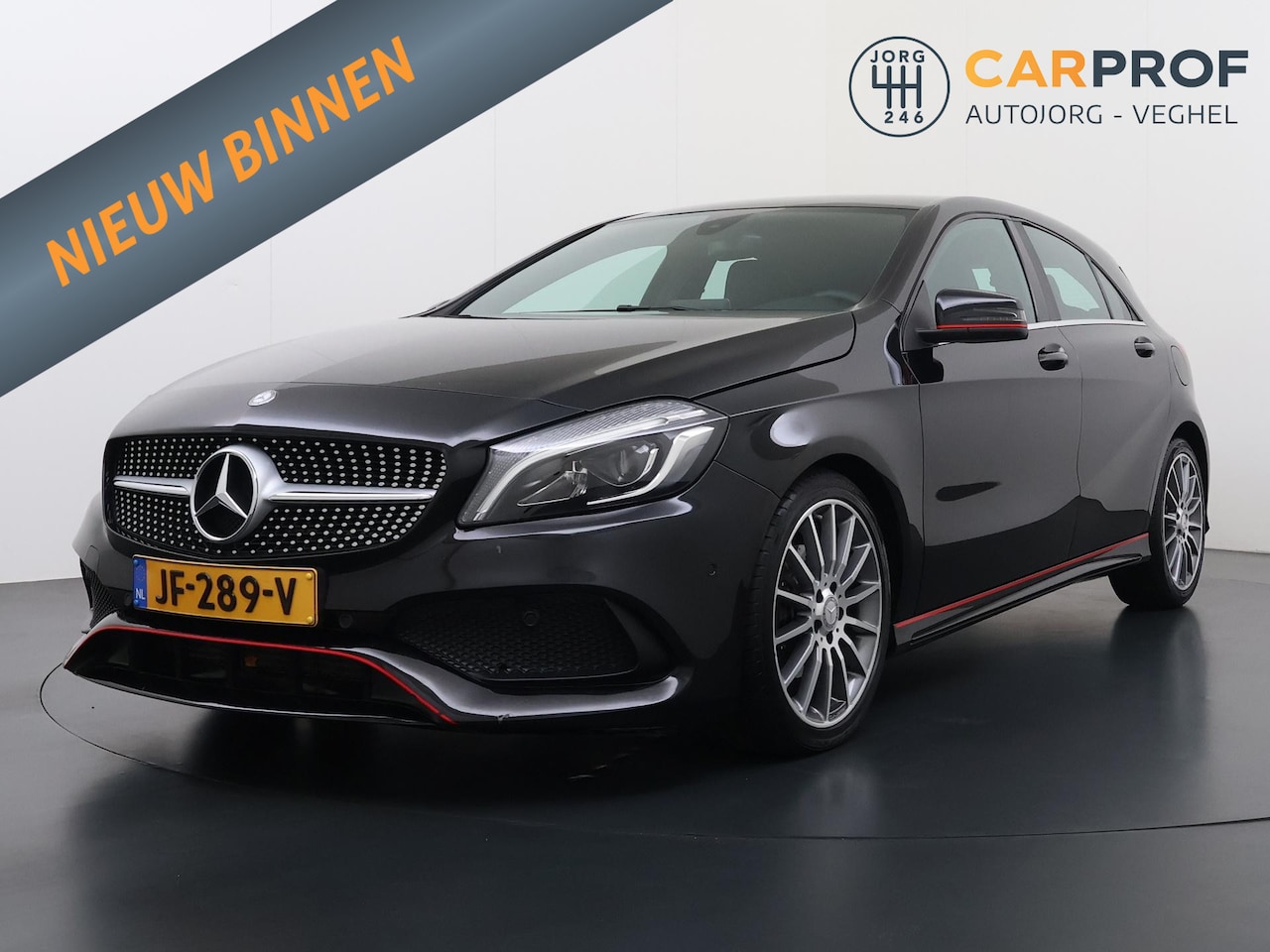 Mercedes-Benz A-klasse - 180 Ambition AMG | NL Auto | Navigatie | Stoelverwarming | - AutoWereld.nl