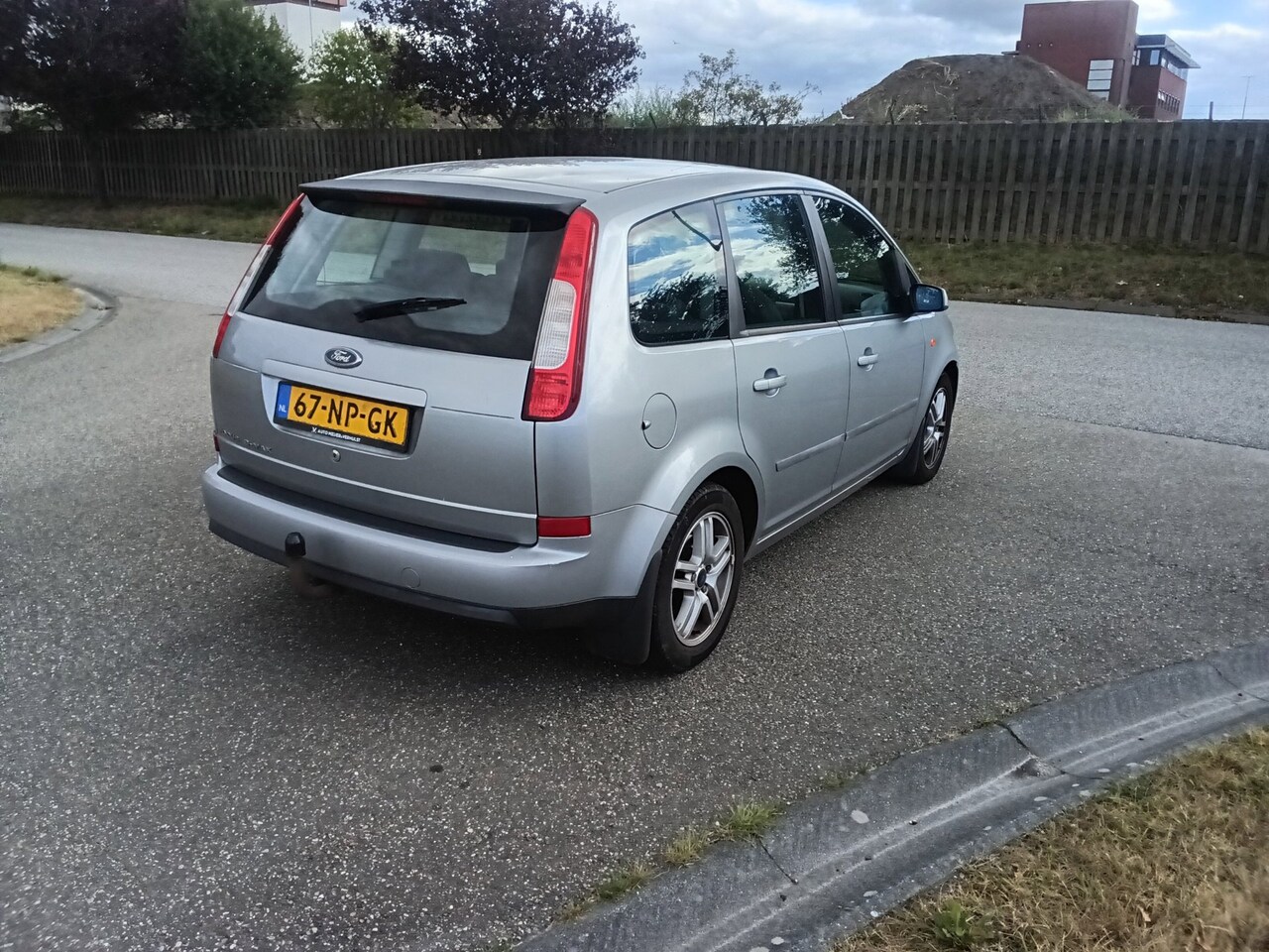 Ford Focus C-Max - 1.8-16V First Edition 1.8-16V First Edition