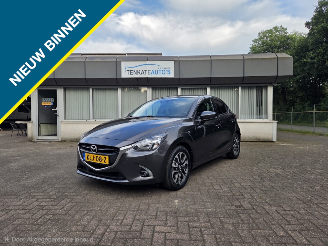 Mazda 2 - 1.5 Skyactiv-G GT-M Navigatie Cruise control PDC Lichtmetaal 16 inch Rijstrooksensor - AutoWereld.nl