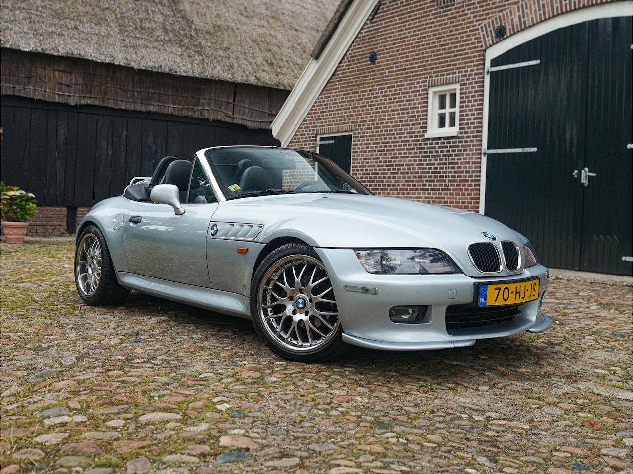 BMW Z3 Roadster - 2.8 Widebody AC Schnitzer l Sportstoelen l Elek. kap l Airco l ASC - AutoWereld.nl