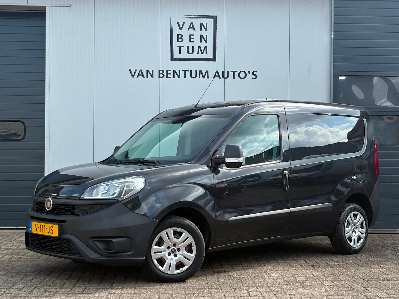 Fiat Doblò Cargo - 1.3MJ 80pk Actual Airco Bluetooth EURO 6! - AutoWereld.nl