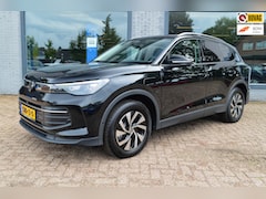 Volkswagen Tiguan - NIEUW 1.5 eHybrid Life Edition SUPERDEAL STOEL/STUUR VEWRW> 360 CAMERA