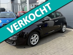 Alfa Romeo MiTo - 1.4 AIRCO | PARKSENSOR | LICHTMTL VELGEN | NIEUWE APK |