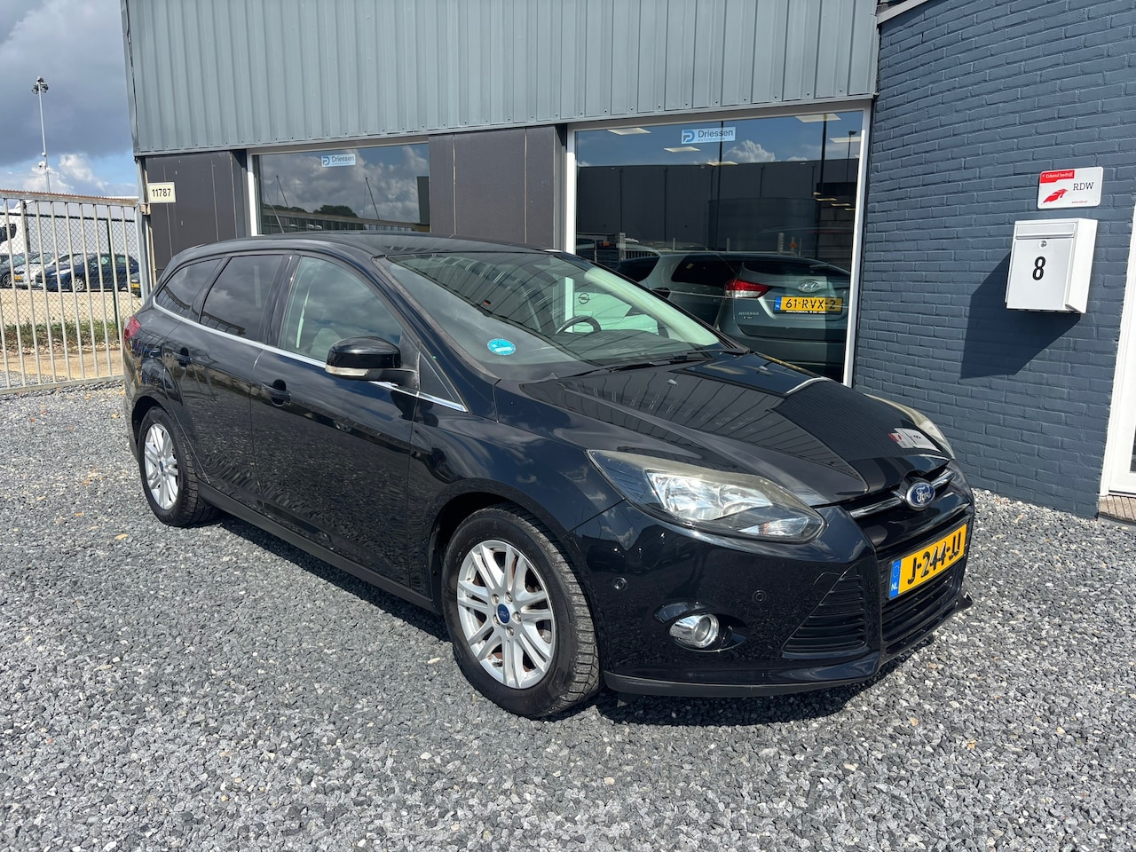 Ford Focus Wagon - 1.0 EcoBoost Titanium | Clima | APK 09-2027 - AutoWereld.nl