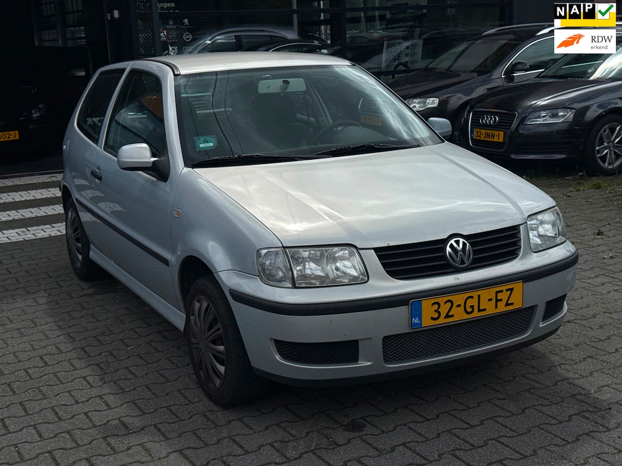 Volkswagen Polo - 1.4-16V Trendline APK 18-02-2027/RIJDT GOED! - AutoWereld.nl
