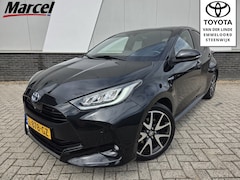 Toyota Yaris - 1.5 Hybrid Executive HUD PDC v+a Navi LM velgen JBL speakers Dode hoek detectie Leder