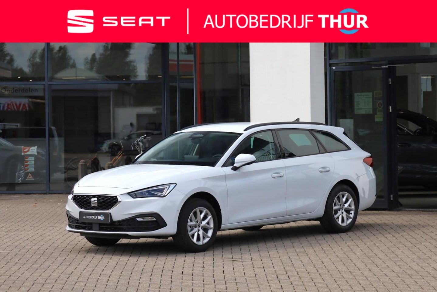 SEAT Leon Sportstourer - 1.5 eTSI Style Business Intense 115PK/ 85kW DSG, LED Matrix koplampen, achteruitrijcamera - AutoWereld.nl
