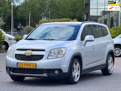 Chevrolet Orlando - 1.8 LTZ | 1e Eigenaar | 7 Persoons | APK 20-08-2027 |Parkeersensoren | Trekhaak | Navigati