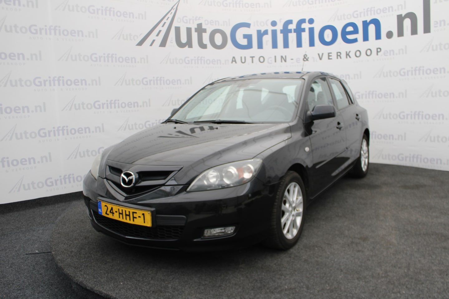 Mazda 3 - 1.6 Active 5-deurs hatchback met automatische airco met nieuwe APK bij aflevering - AutoWereld.nl