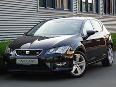 SEAT Leon - FR 1.4 TSI 140 PK LED Sportstoelen Eerste Eigenaar