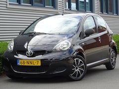 Toyota Aygo - 1.0-12V Access 5-Deurs Airco NAP Nieuwe APK