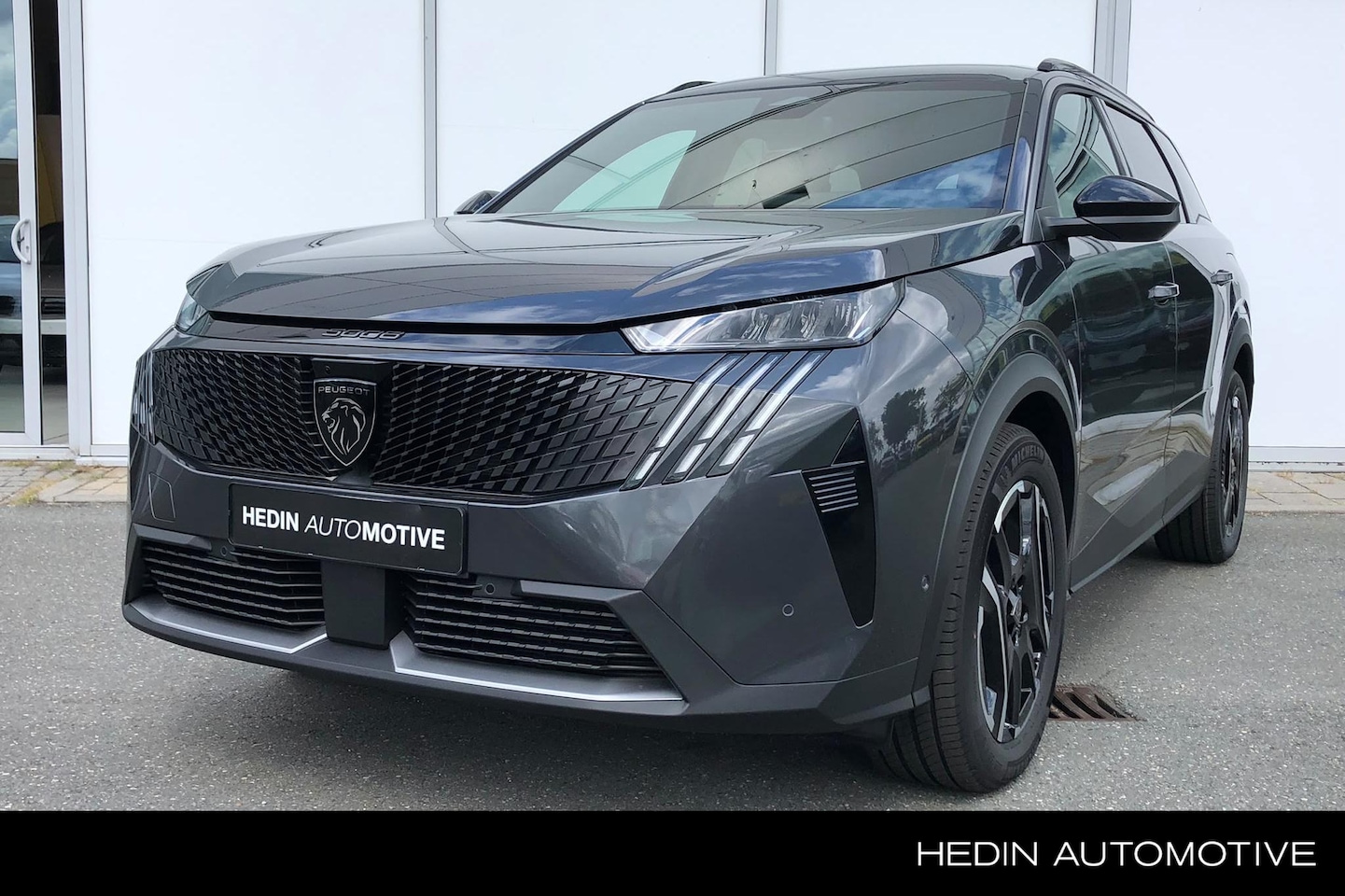 Peugeot 5008 - 1.6 Plug-in Hybrid 225 Allure 7p 360° Vision & Drive Assist Pack | Panoramic Navigation Pa - AutoWereld.nl