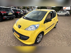 Peugeot 107 - 1.0-12V XR