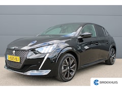 Peugeot 208 - 1.2 PureTech GT Pack | Navigatie | Camera | Panoramadak | Stoelverwarming | Black Pack | A