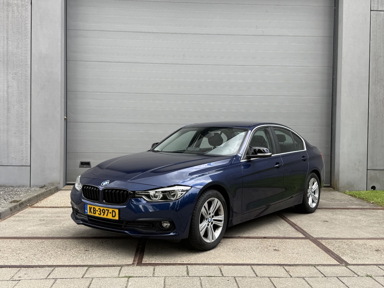 BMW 3-serie - 318i Centennial Executive 318i Centennial Executive - AutoWereld.nl