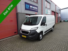 Peugeot Boxer - 330 2.2 HDI L2H1 XT 3 zits airco