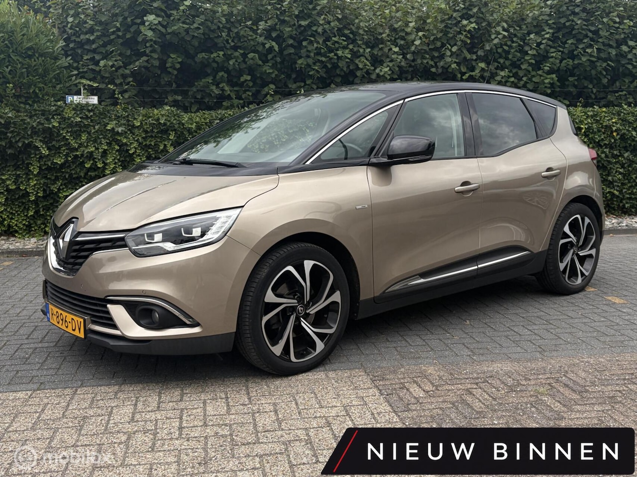 Renault Scénic - 1.3 TCe Bose AUTOMAAT / LED / NAVI / PDC / CRUISE / CLIMA / - AutoWereld.nl
