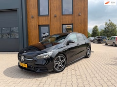 Mercedes-Benz B-klasse - 180 Business Solution AMG l PANO l WIDESCREEN