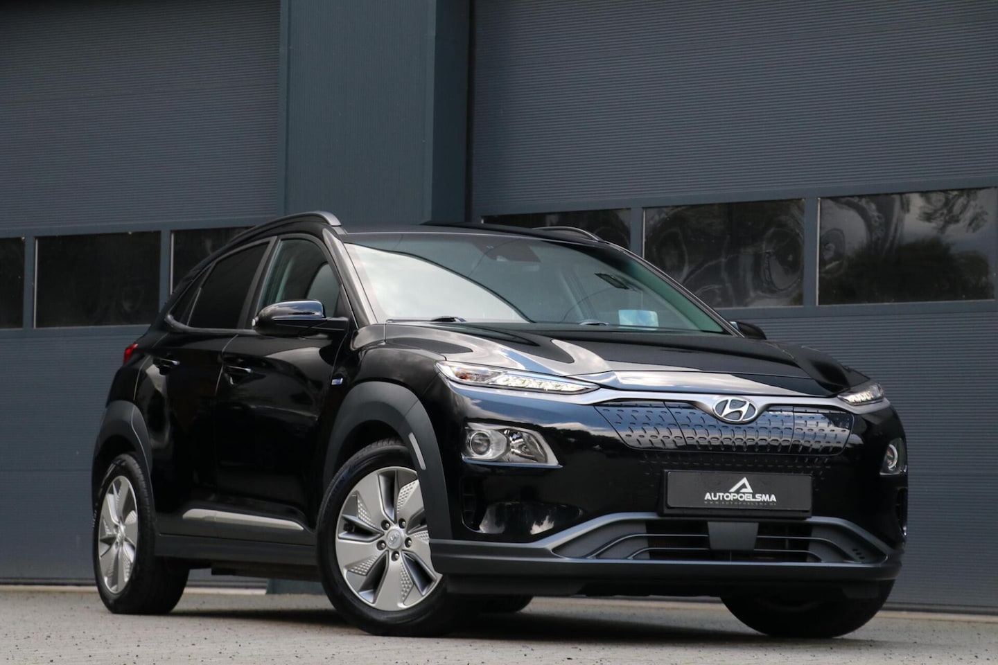 Hyundai Kona Electric - EV Fashion 64 kWh Headup Display AdaptiveCruise AppleCarplay Camera Warmtepomp SOH100% 132 - AutoWereld.nl
