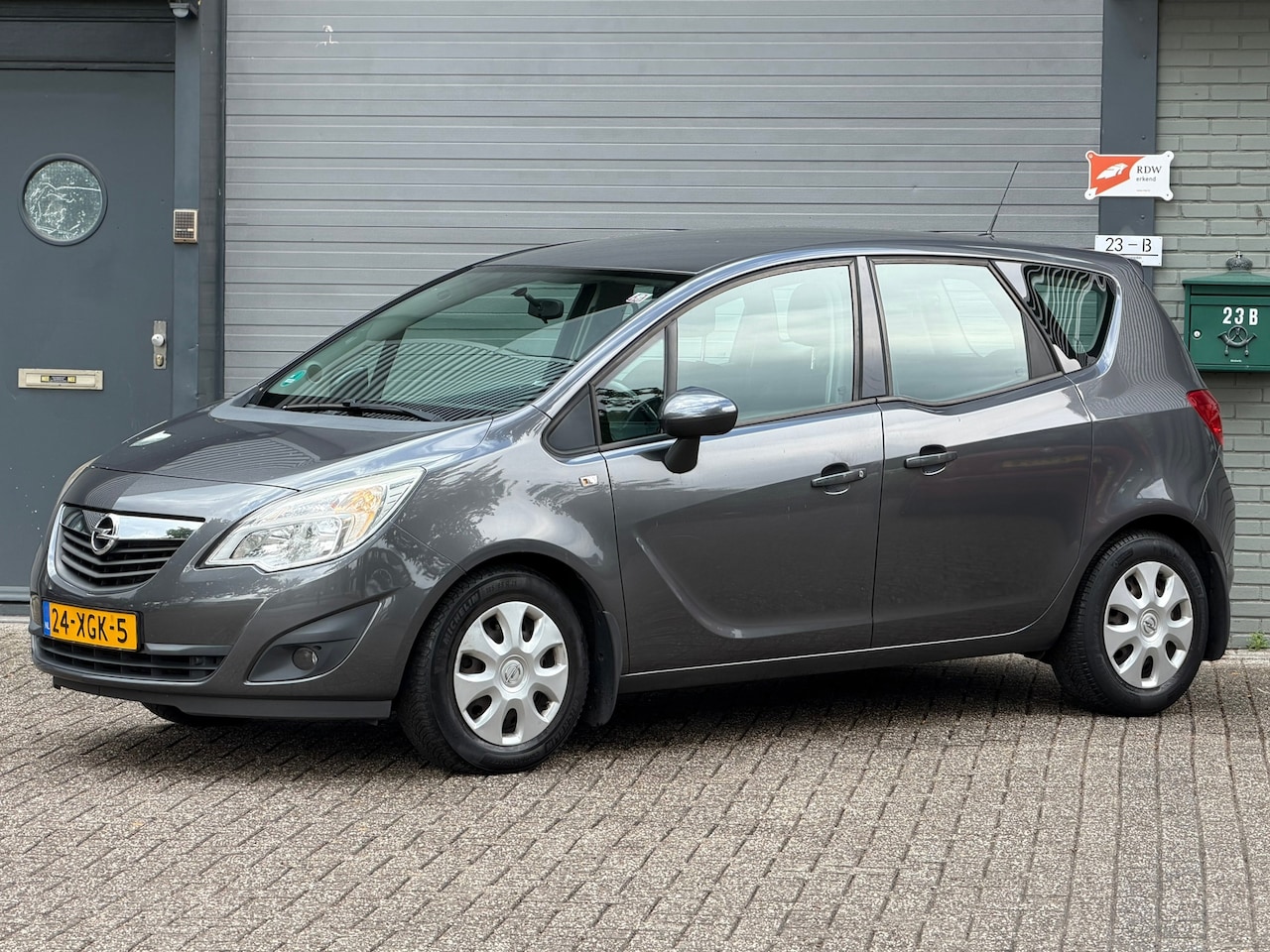 Opel Meriva - 1.4 Turbo Anniversary Edition 1.4 Turbo Anniversary Edition - AutoWereld.nl