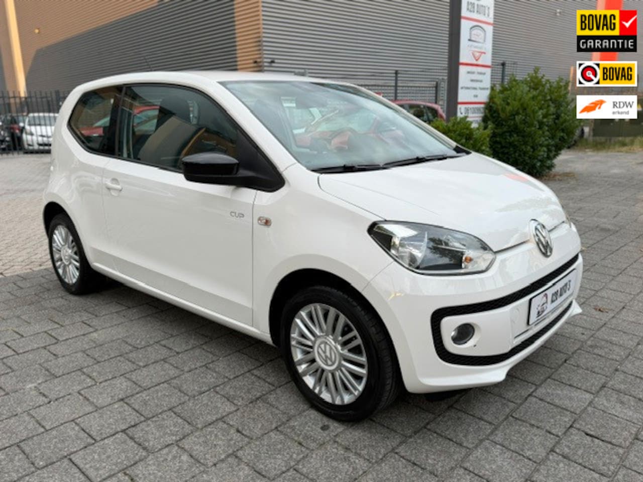 Volkswagen Up! - 1.0 move up! BlueMotion|Stoelverw|Display|Airco|Nieuwe APK - AutoWereld.nl