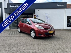 Toyota Yaris - 1.0 VVT-i Now | Trekhaak | Radio/CD | Elektrische ramen | Airco