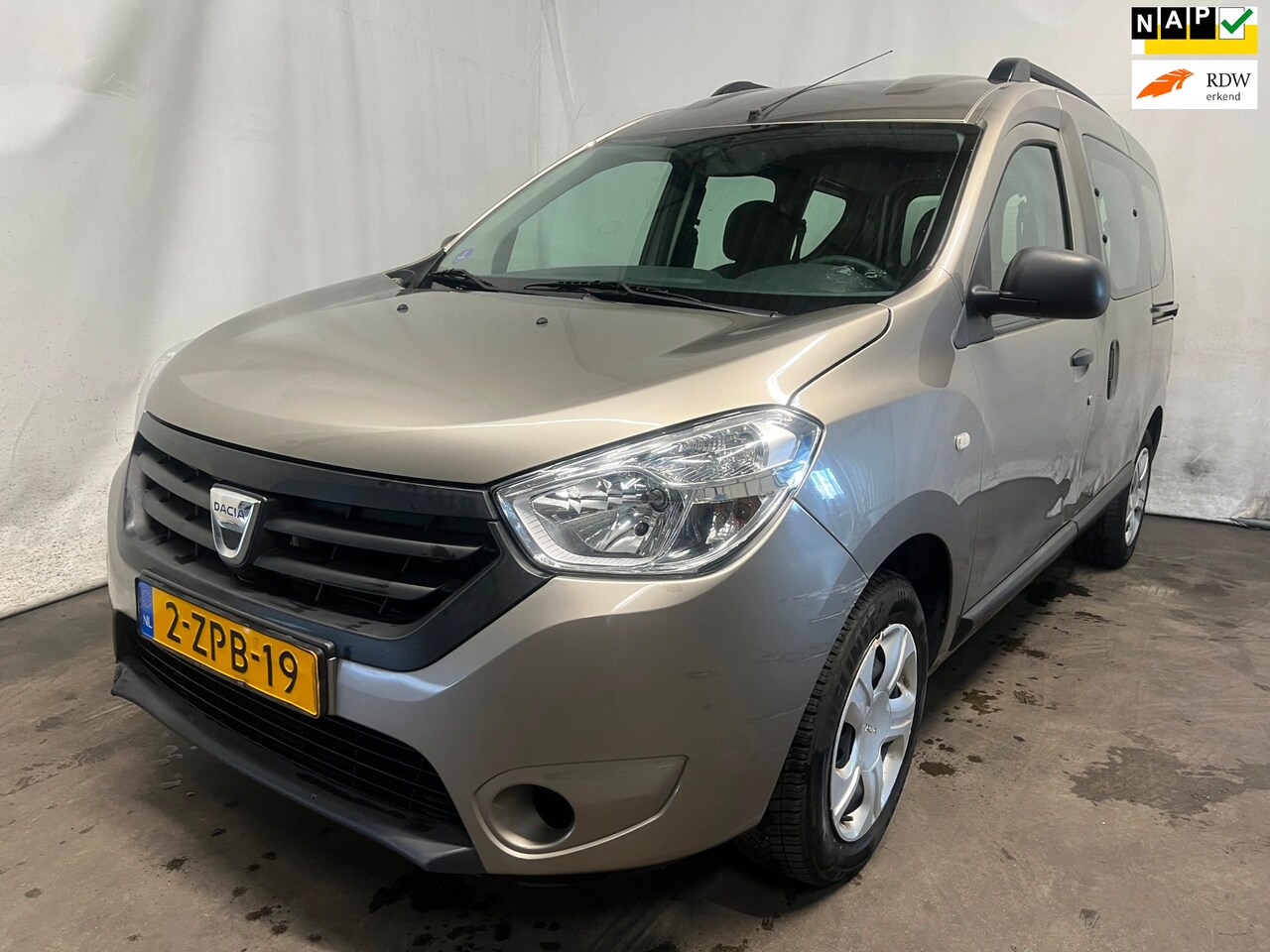 Dacia Dokker - 1.2 TCe Lauréate - BPM - Motor niet 100% - Frontschade - Achterschade - AutoWereld.nl