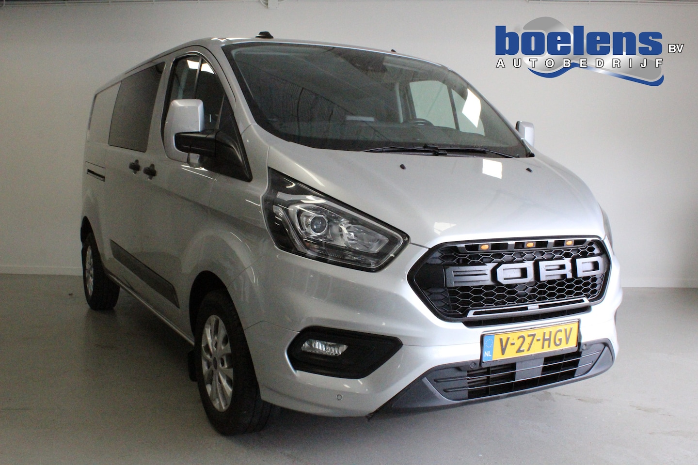Ford Transit Custom - 320 2.0 TDCI L2H1 Trend DC MARGE BUS! | STOEL-VERW | CLIMA | 2XSCHUIFDEUR | TREKHAAK | CAM - AutoWereld.nl